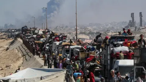 Israeli forces Accused of Genocidal Acts in Gaza by UN Commission, Report States